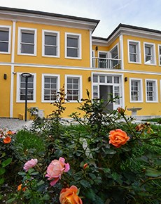 CARFİ KÖŞKÜ